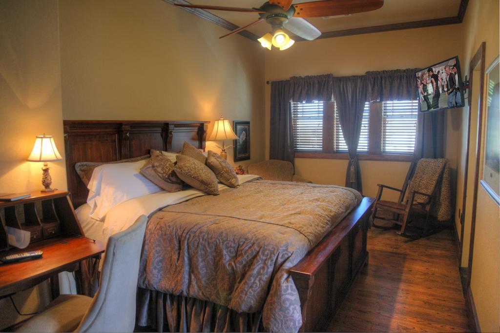 The Thornton Inn Bed And Breakfast Arlington Habitación foto